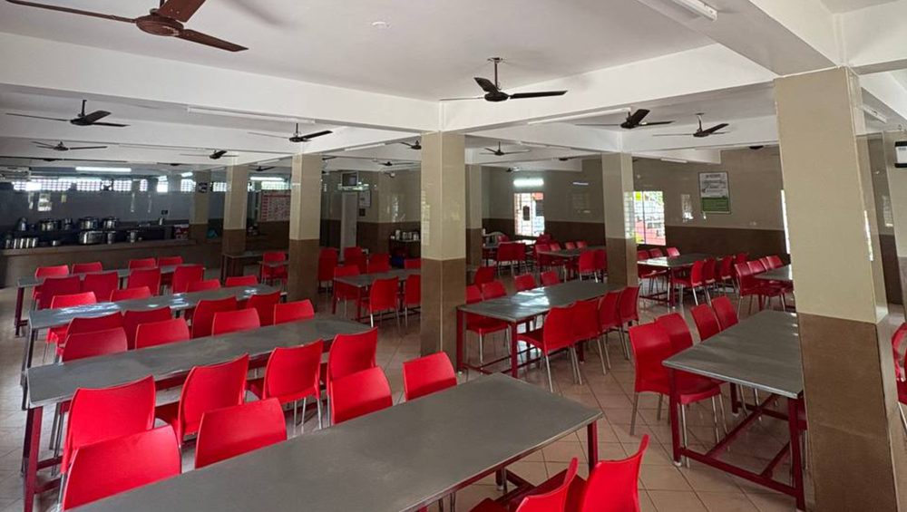 cafeteria-3